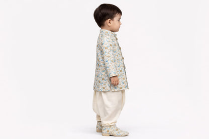 Indowestern Dhoti with Tilak Mala Juti