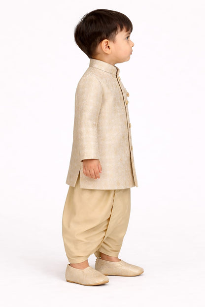 Indowestern Dhoti with Tilak Mala Juti