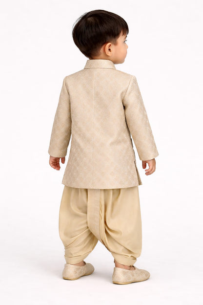 Indowestern Dhoti with Tilak Mala Juti