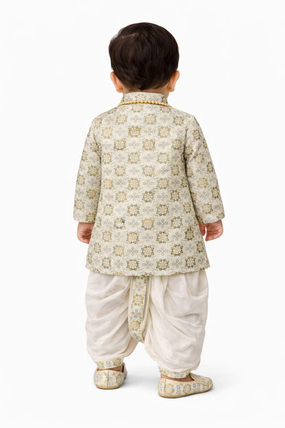 Indowestern Dhoti Tilak mala jhuti